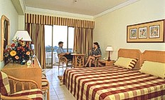 bedroom at the Hotel Vila Gale Cerro Alagoa - hotels - Algarve