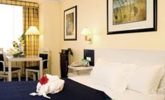 Hotel Holiday Inn Lisbon - Lisboa - Lisbon Coast - Accommodation in Portugal