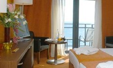 Hotel Vila Gale Santa Cruz - Madeira - Accommodation in the island of Madeira